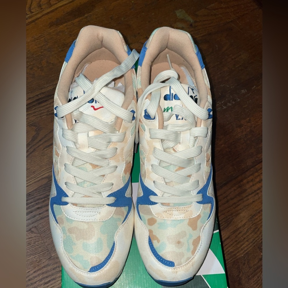 Diadora sneakers